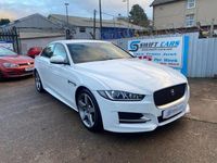 Usado Jaguar XE R-Sport 180 HP (132 kW) 2017 Branco Sedan