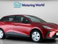Used MG MG4 EV SE 150 kW (204 HP) 2023 Red Hatchback
