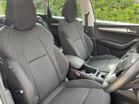 Used Skoda Karoq SE 116 HP (85 kW) 2018 White SUV