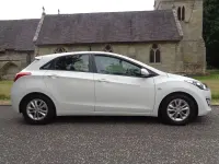 Used Hyundai i30 Active 108 HP (79 kW) 2014 White Hatchback