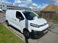 Usado Citroën Dispatch 105 HP (77 kW) 2023 Branco Monovolume