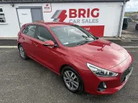 Used Hyundai i30 SE 110 HP (80 kW) 2017 Red Hatchback
