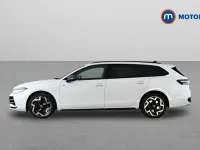 Used VW Passat R-line 272 HP (200 kW) 2025 White Estate