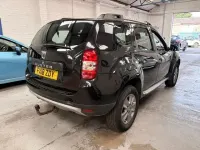 Used Dacia Duster Lauréate 110 HP (80 kW) 2018 Black SUV