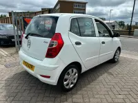 Used Hyundai i10 Classic 2013 White Hatchback