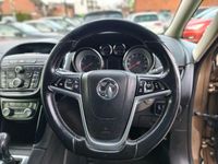 Used Vauxhall Zafira Tourer SRi 165 HP (121 kW) 2014 Brown MPV