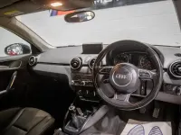 Usado Audi A1 Sportback Sport 95 CV (69 kW) 2018 Negro Utilitario