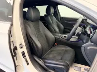 Usado Mercedes E300 AMG line 306 HP (225 kW) 2019 Branco Carrinha