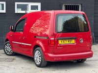 Used VW Caddy Highline 150 HP (110 kW) 2017 Red MPV