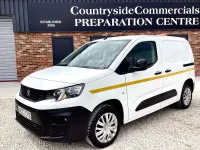 Used Peugeot Partner Premium 100 HP (73 kW) 2022 White MPV