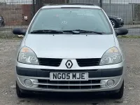 Usado Renault Clio II Expression 2005 Prateado Citadino