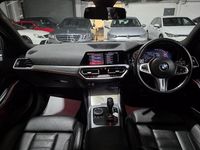 Begagnad BMW 320 M Sport 2021 Grå Kombi