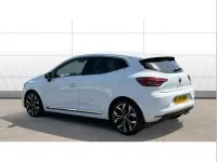 Used Renault Clio Techno 145 HP (106 kW) 2022 White Hatchback