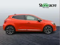 Used Renault Clio Techno 88 HP (64 kW) 2023 Orange Hatchback