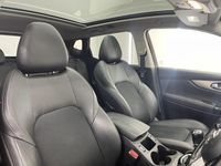 Used Nissan Qashqai N-Connecta 115 HP (84 kW) 2019 Red SUV