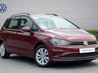 Used VW Golf Sportsvan SE 131 HP (96 kW) 2018 Red MPV