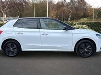 Usado Skoda Fabia Design Edition 113 CV (83 kW) 2025 Blanco Utilitario