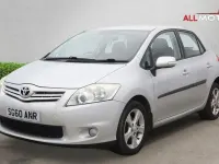 Used Toyota Auris 2010 Silver Hatchback