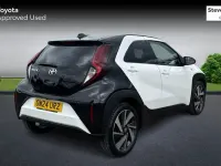 Used Toyota Aygo X 72 HP (52 kW) 2024 White SUV