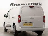 Used Citroën Berlingo 100 HP (73 kW) 2024 White MPV