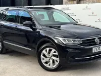 Begagnad VW Tiguan Life 150 HK (110 kW) 2020 Svart SUV