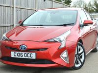 Used Toyota Prius 2016 Red Hatchback