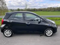 Used Kia Picanto 85 HP (62 kW) 2014 Black Hatchback