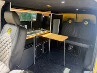 Begagnad VW Transporter Startline 2016 Gul Van