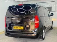 Used Hyundai I800 SE 2016 Black MPV