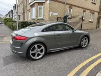 Usado Audi TT S-Line 245 HP (180 kW) 2023 Cinzento Coupé