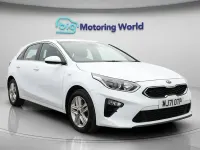 Usado Kia Ceed 134 HP (98 kW) 2021 Branco Citadino