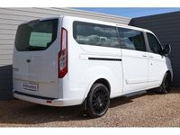 Begagnad Ford Tourneo Custom Titanium 2022 Vit Van