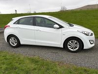 Used Hyundai i30 SE 2015 White Hatchback