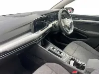 Usado VW Golf VIII Life 110 HP (80 kW) 2022 Preto Citadino