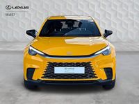 Używany Lexus LBX 2025 Żółty SUV