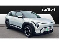 Usado Kia EV3 Air 147 kW (201 HP) 2025 Prateado SUV