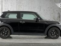 Used Mini Cooper Classic 134 HP (98 kW) 2022 Black Hatchback