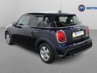 Begagnad Mini Cooper Classic 136 HK (100 kW) 2022 Blå Halvkombi