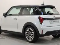 Used Mini Cooper Classic 147 kW (201 HP) 2025 White Hatchback