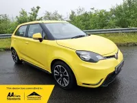 Used MG MG3 106 HP (77 kW) 2016 Yellow Hatchback