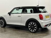 Used Mini Cooper S Exclusive 192 HP (141 kW) 2020 Silver Hatchback