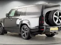 Used Land Rover Defender S 300 HP (220 kW) 2023 Carpathian grey SUV
