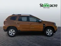 Used Dacia Duster Comfort 128 HP (94 kW) 2021 Orange SUV