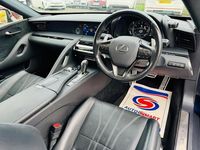 Begagnad Lexus LC 500 2019 Blå Sportkupé