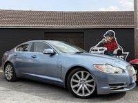 Usado Jaguar XF Premium Luxury 201 HP (147 kW) 2009 Azul Sedan