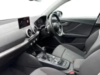 Usado Audi Q2 Sport 113 HP (83 kW) 2022 Azul SUV
