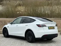 Used Tesla Model Y Long Range AWD 378 kW (514 HP) 2022 White SUV
