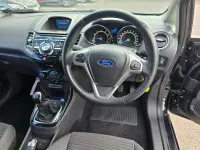 Used Ford Fiesta Titanium 125 HP (91 kW) 2013 Black Hatchback