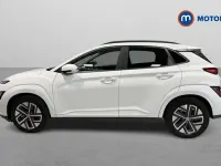 Gebraucht Hyundai Kona Premium 150 kW (204 PS) 2022 Weiß SUV