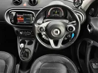 Used Smart ForFour Premium 71 HP (52 kW) 2017 Silver Hatchback